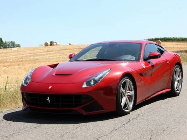 Ferrari Cavalcade 2016